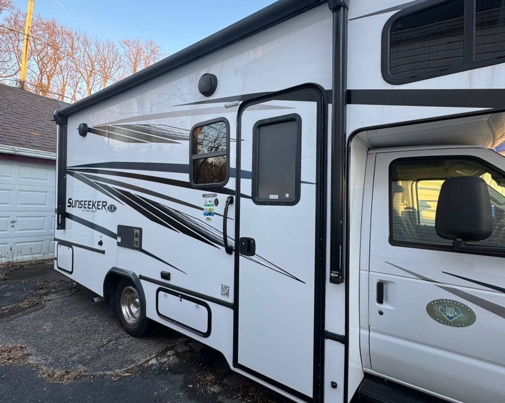 2022 Forest River Sunseeker LE