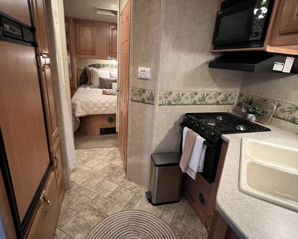 2008 Class C RV for Rent in Urbana, Ohio