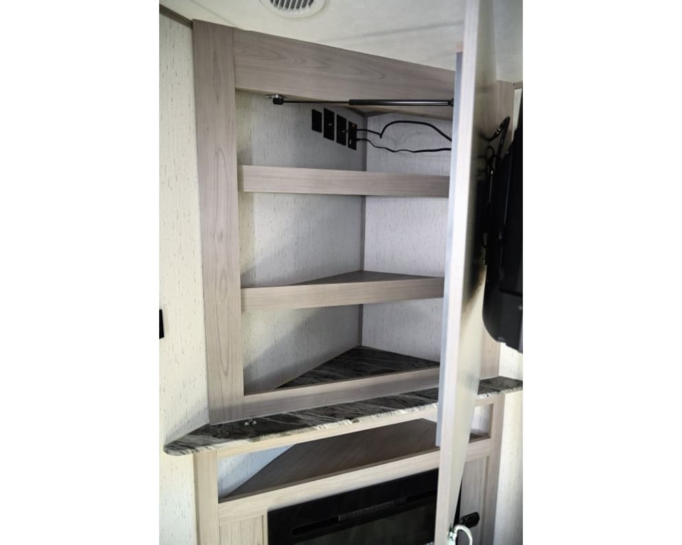 2022 Dutchmen Kodiak Travel Trailer for rent in Myrtle Beach South Carolina