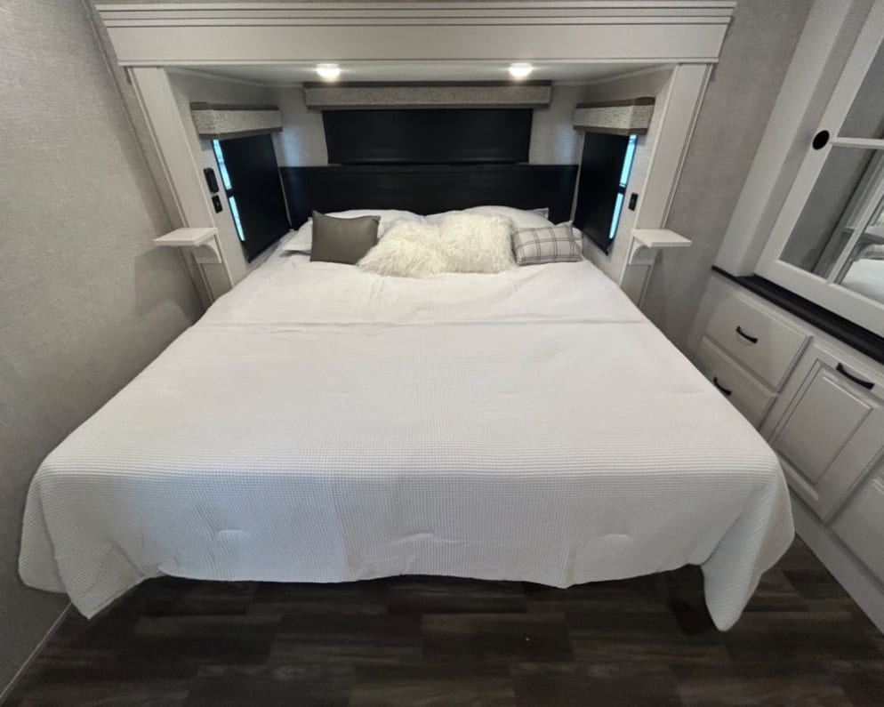 2026 Keystone RV Jayco northpoint Fifth Wheel for rent in Cumming Georgia