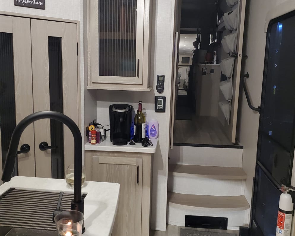 2022 Rockwood Ultra Lite  by Forest River for rent in 72117