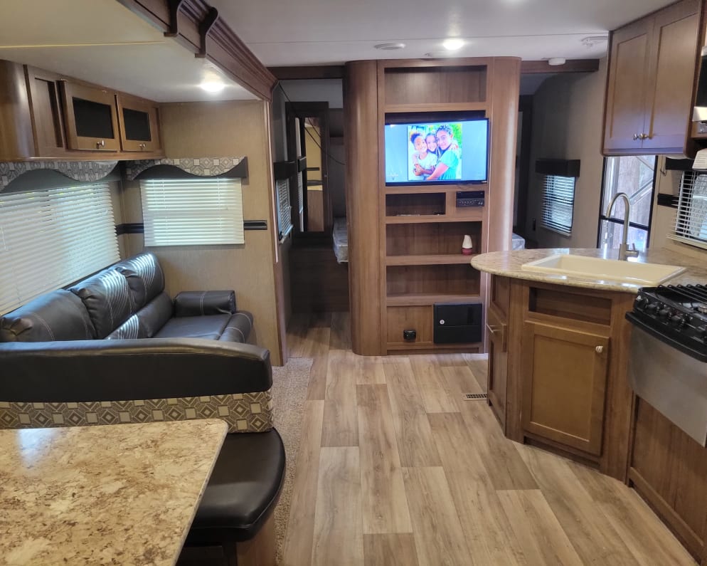 2018 Aspen Trail 2890BHS Travel Trailer for rent in Holly MI
