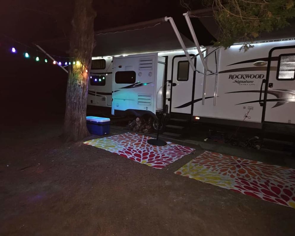 2015 Forest River Rockwood Signature Ultra Lite