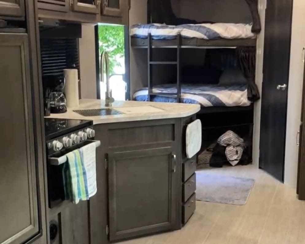 2021 White Hawk  by Jayco for rent in 98375