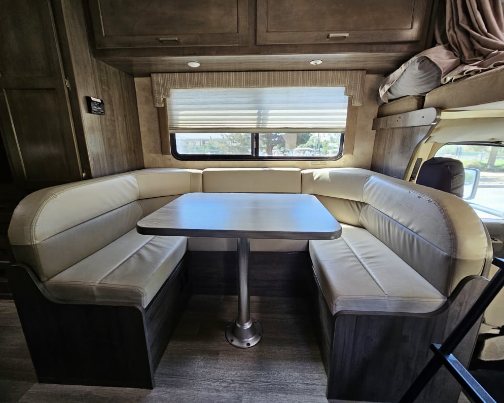 Class C RV for Rent in St. Utah