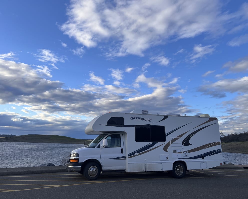 2014 Thor Freedom Elite available for rent in El Dorado Hills California