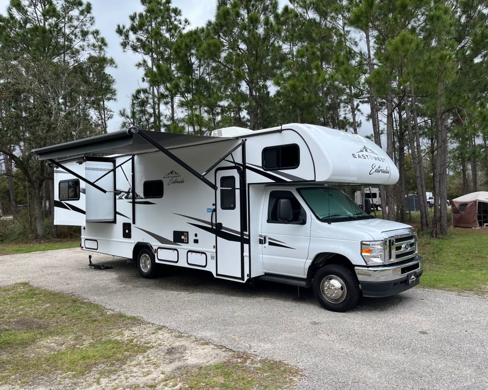 2024 Forest River Entrada 2600DSF