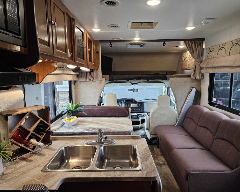 2020 Coachmen Leprechaun available for rent in Riverside California