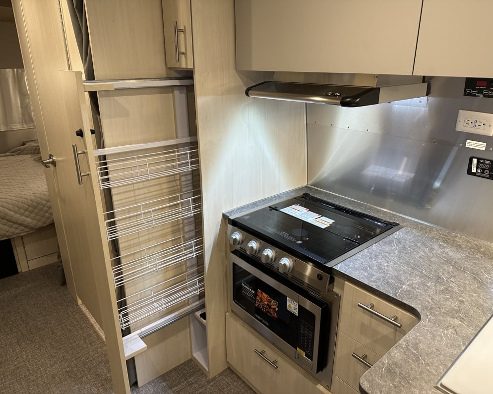 2023 Airstream Flying Cloud available for rent in Sacramento California