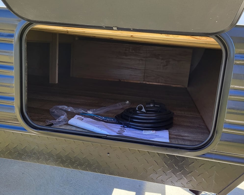 2024 Travel Trailer RV for Rent in Whiteland, Indiana