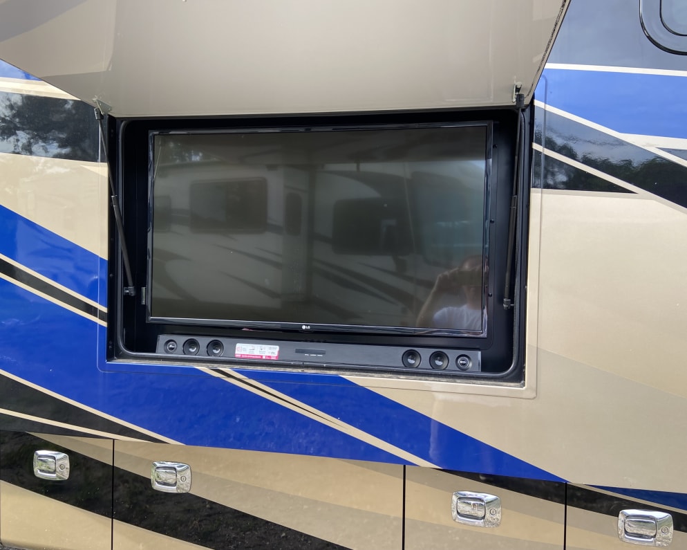 2017 Tiffin Motorhomes Allegro Bus available for rent in Columbus Ohio