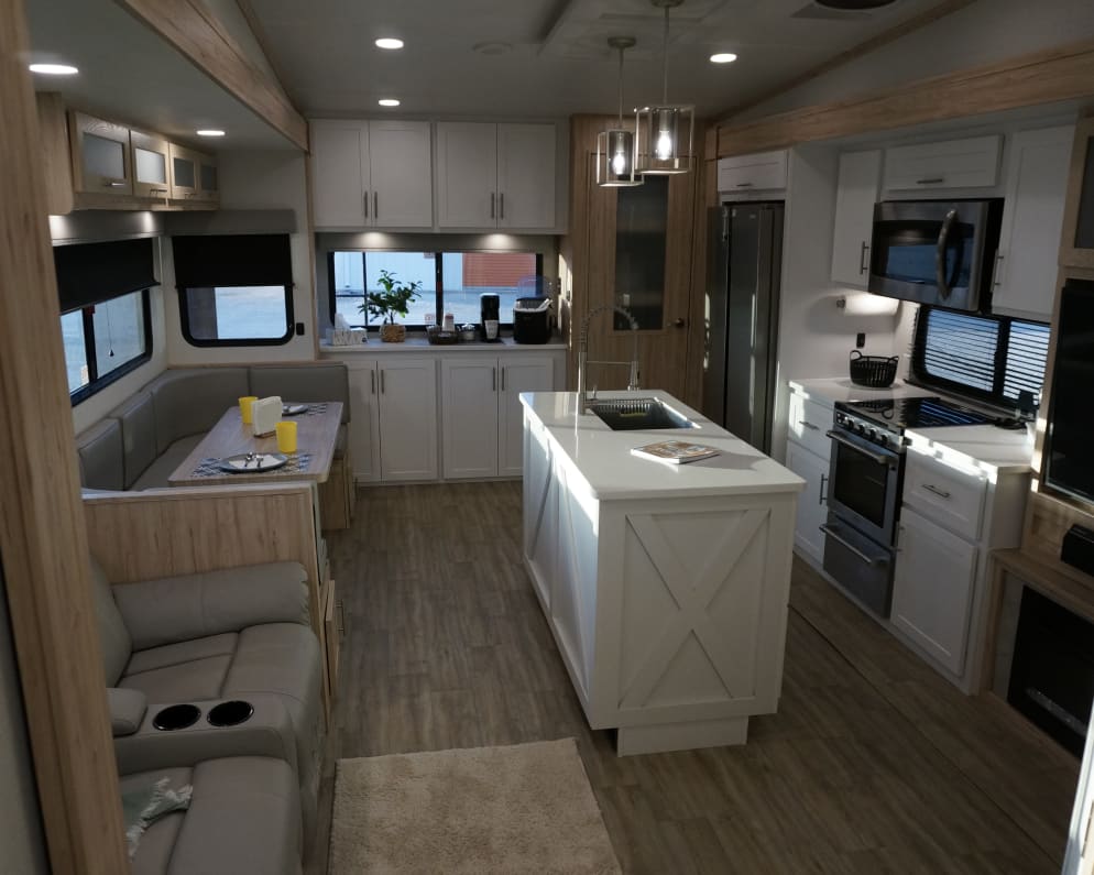 2023 Alliance RV Avenue Fifth Wheel for rent in Offutt Air Force Base Nebraska