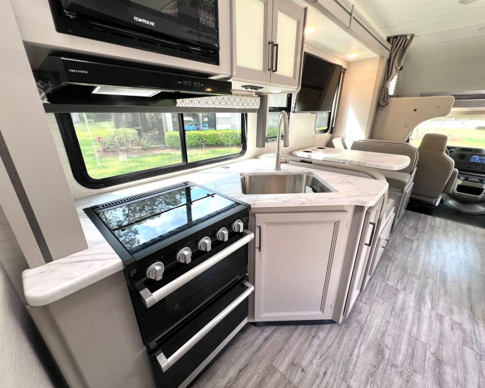 2024 Class C RV for Rent in Fleming Island, Florida