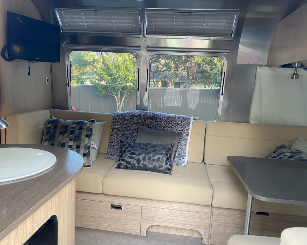 2018 Airstream Flying Cloud Travel Trailer for rent in Jonestown Texas