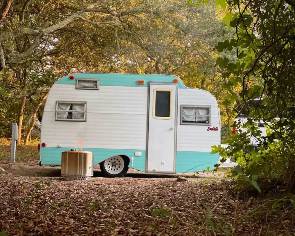 1977 Travel Trailer RV for Rent in Virginia Beach, Virginia - RVUSA.com