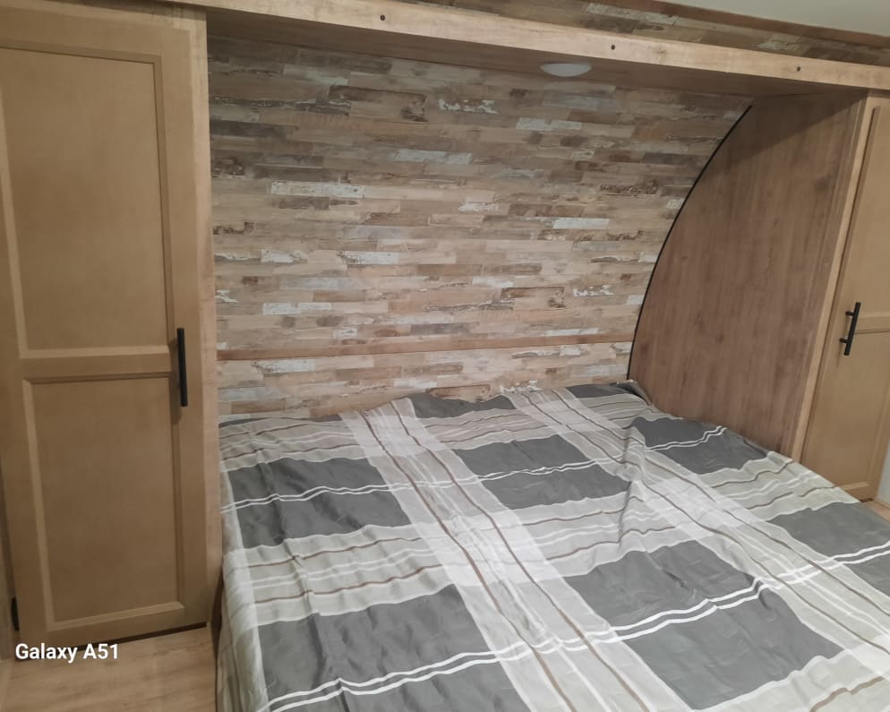 Travel Trailer RV for Rent in Angola, Indiana