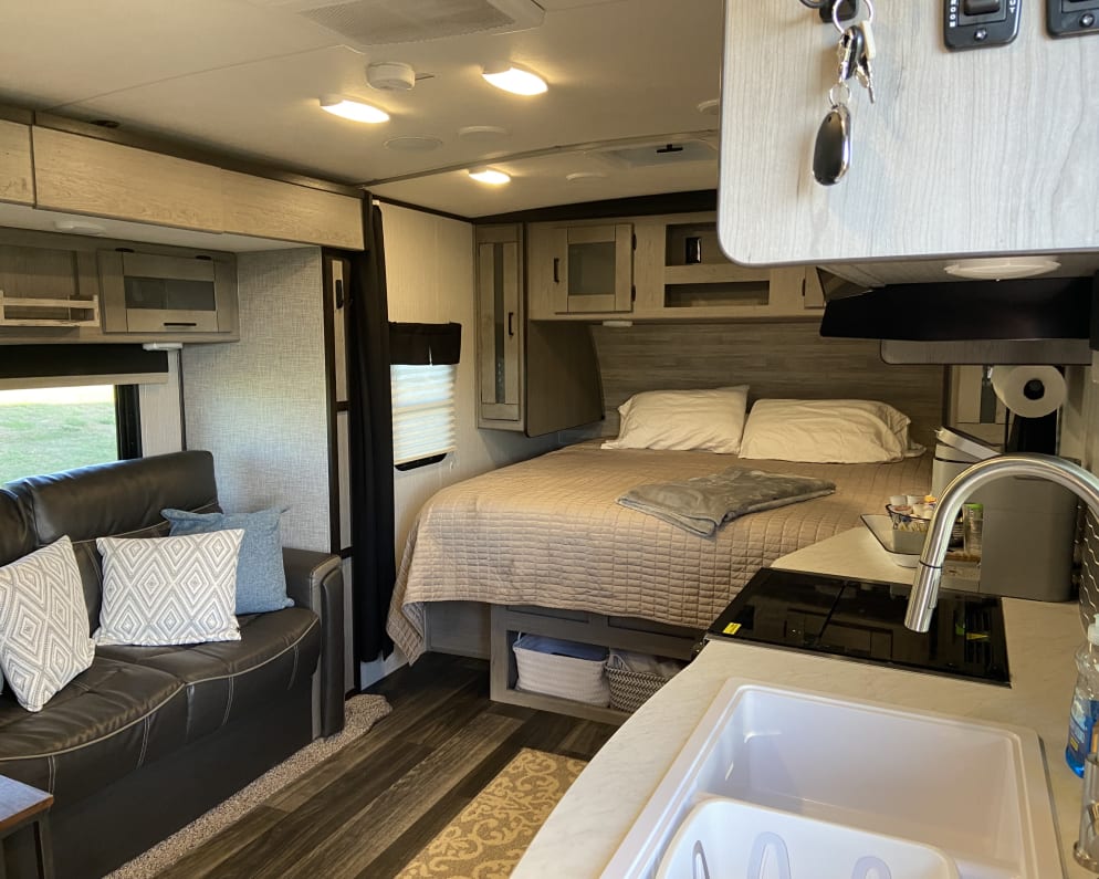 2021 Heartland RVs Mallard available for rent in Myakka City Florida