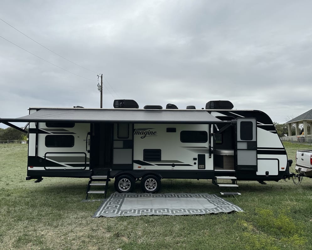 Travel Trailer RV for Rent in Spring Branch, Texas