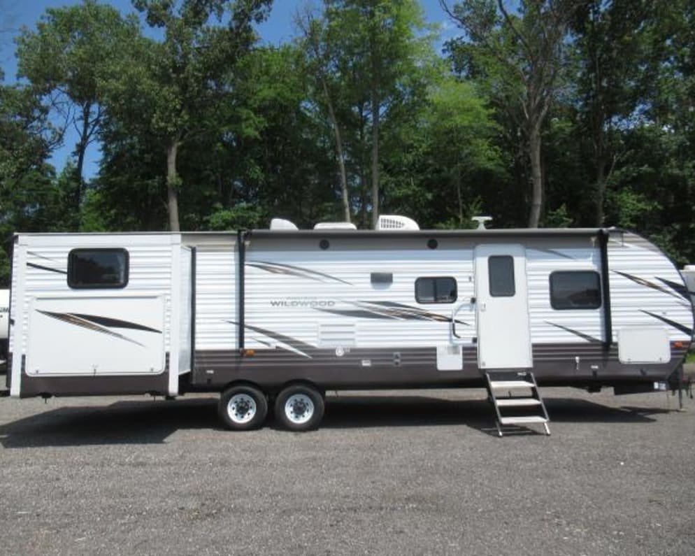 2018 Wildwood 31KQBTS