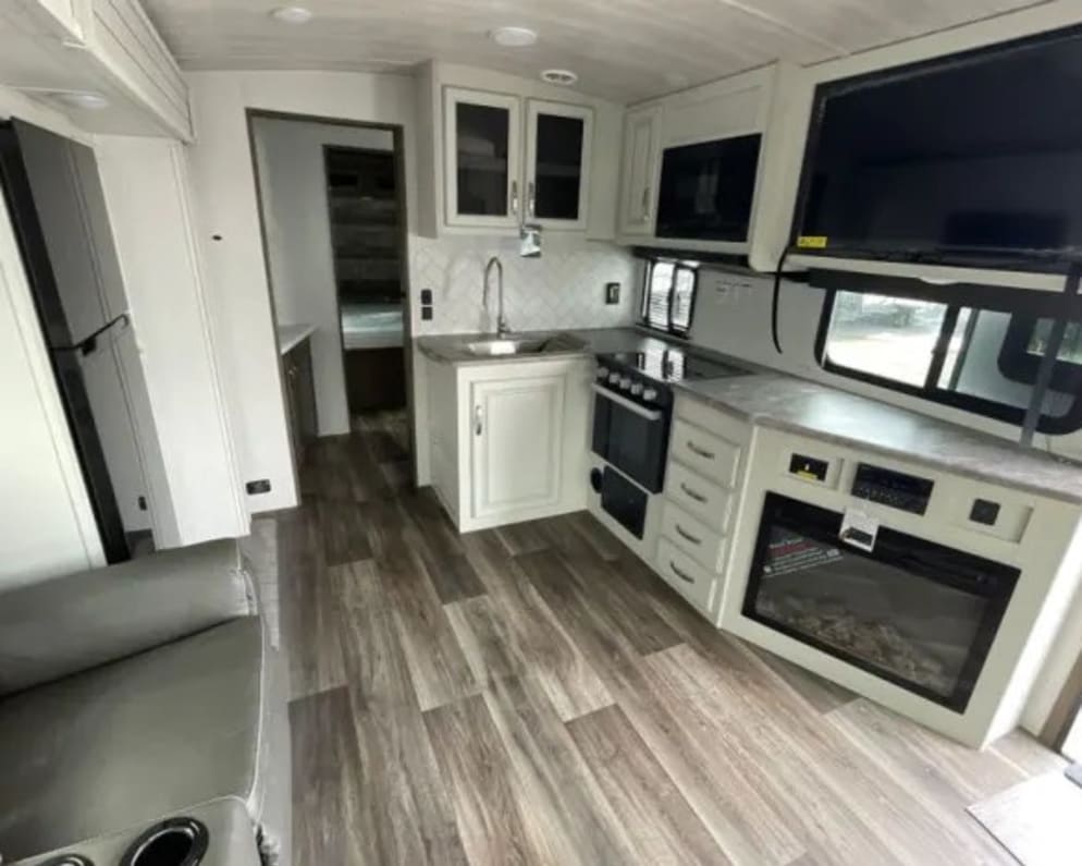 2023 Keystone RV Cougar available for rent in Roseville California
