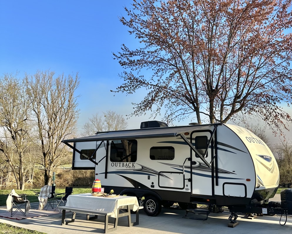 2018 Outback Ultra-Lite  by Keystone RV for rent in 37862