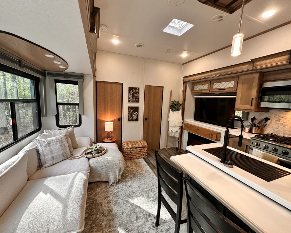 2023 Sanibel 3602WB  by Primetime for rent in 31326
