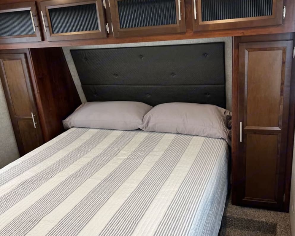 2019 Vengeance  by Forest River for rent in 32234