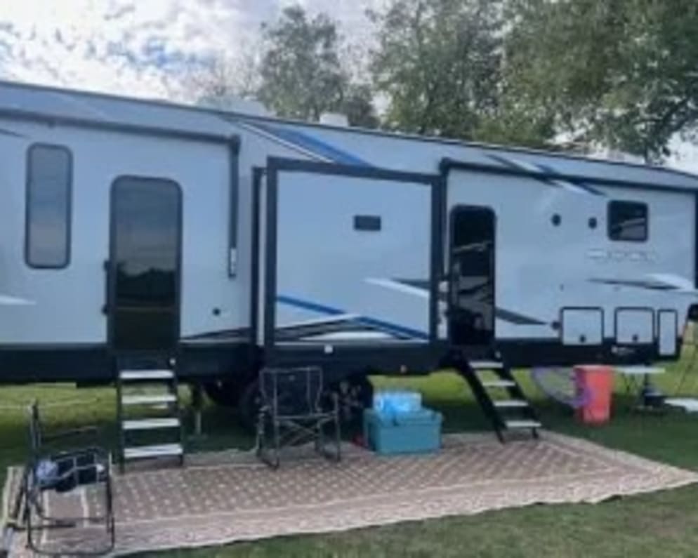2022 Forest River Cherokee Arctic Wolf available for rent in Sealy Texas