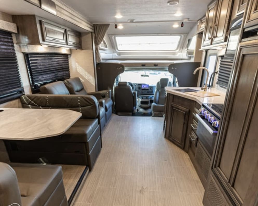 2022 Entegra Coach Odyssey Class C for rent in bend Oregon