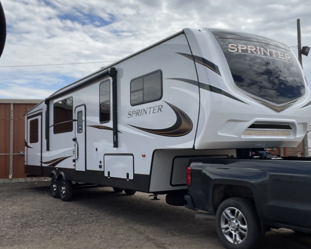 2020 Keystone RV Sprinter Limited available for rent in Cheyenne Wyoming