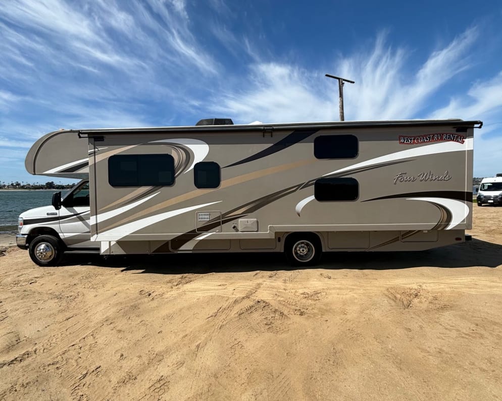 2016 Forest River four winds Class C for rent in San diego California