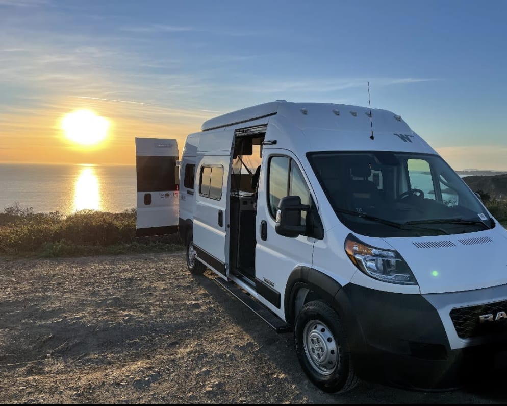 2022 Winnebago Solis