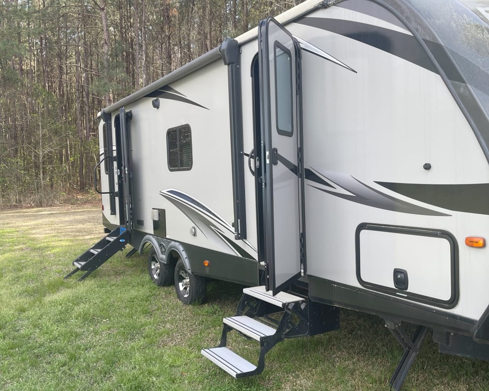 2019 Travel Trailer RV for Rent in Riegelwood, North Carolina