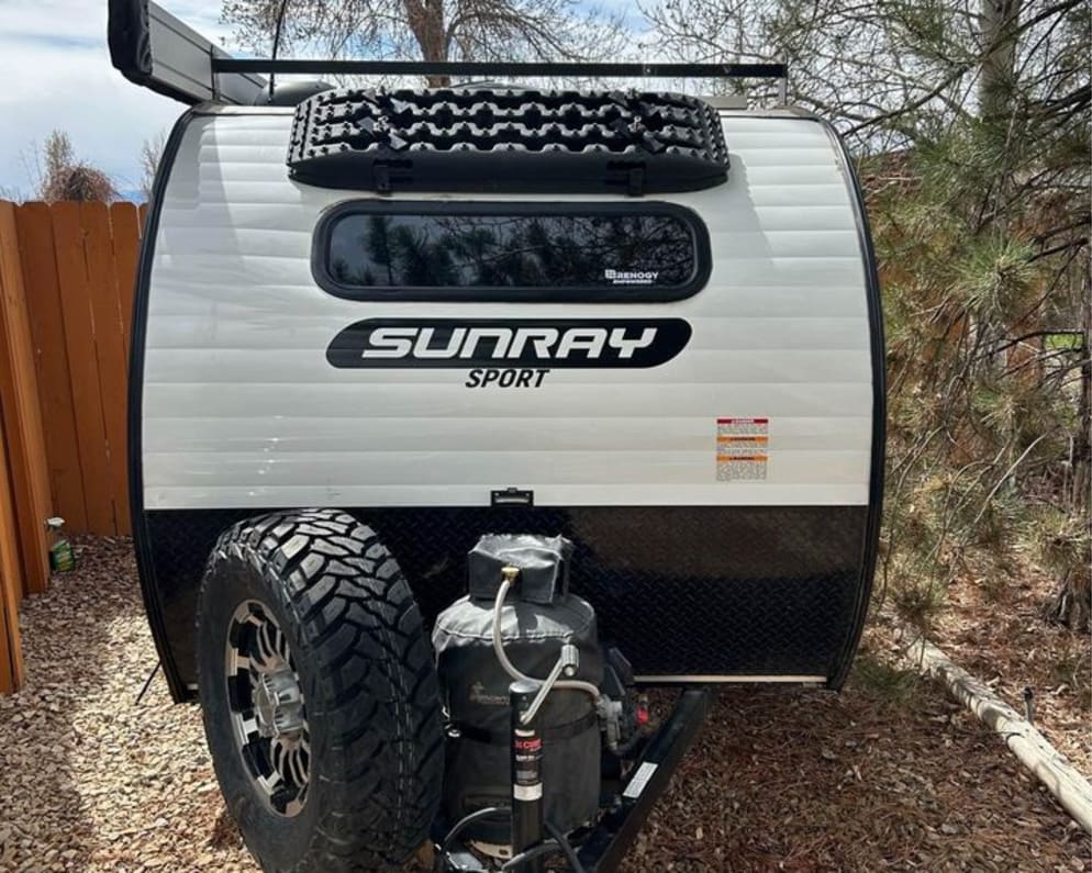 2020 Sunset Park RV SunRay Travel Trailer for rent in Jackson Wyoming