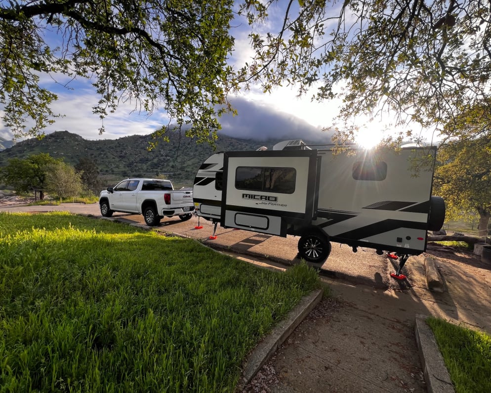 2024 Travel Trailer RV for Rent in Hanford, California