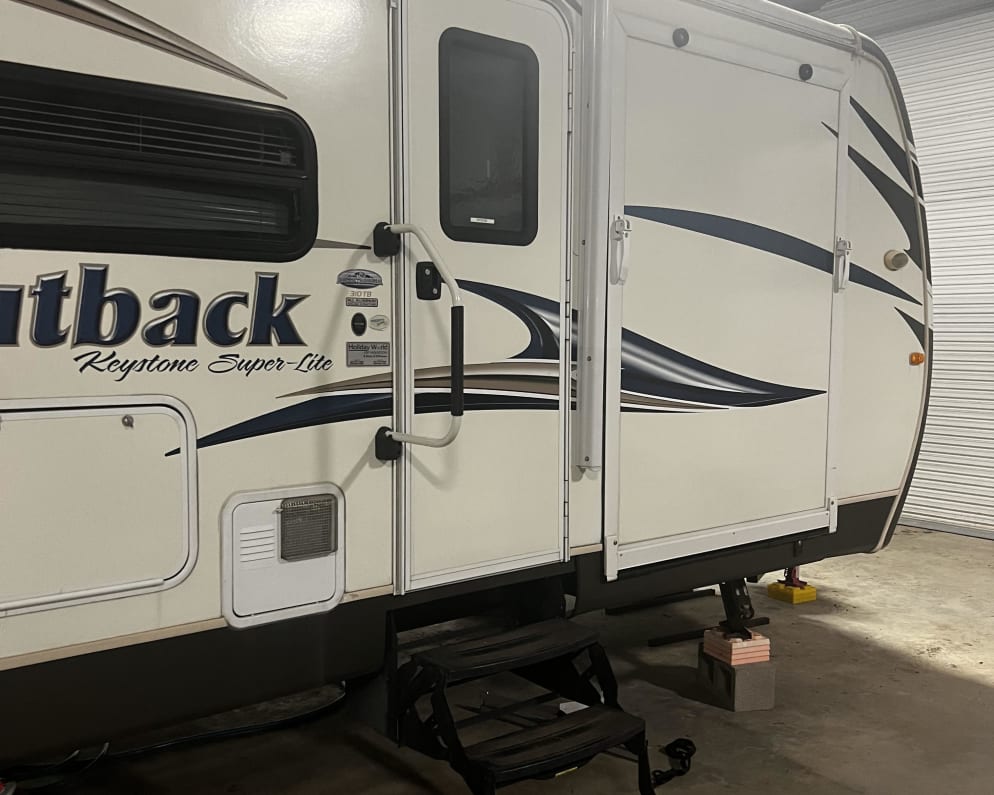 2013 Keystone RV Outback Toy Hauler Travel Trailer for rent in ANGLETON Texas