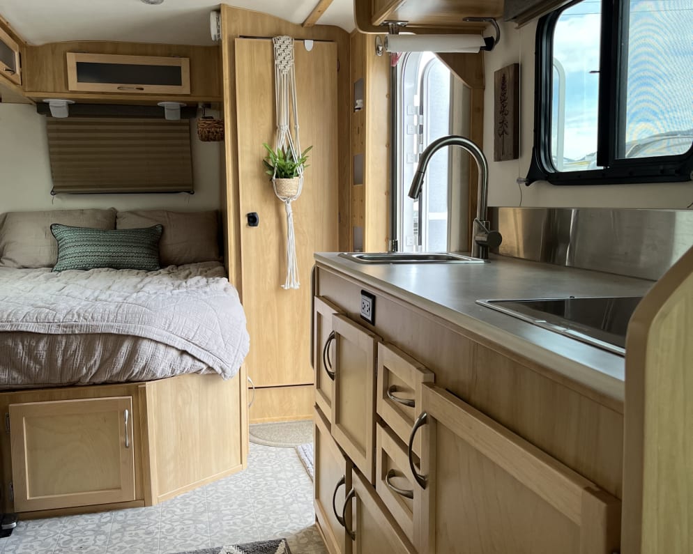 2022 Escape Trailer Escape Trailer Trailer Travel Trailer for rent in North Vancouver British Columbia