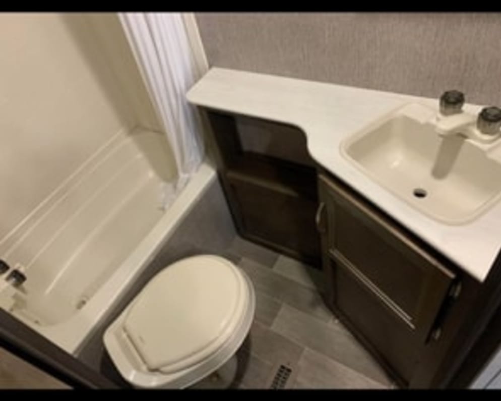 2019 Dutchmen Coleman Light available for rent in Broken Arrow Oklahoma
