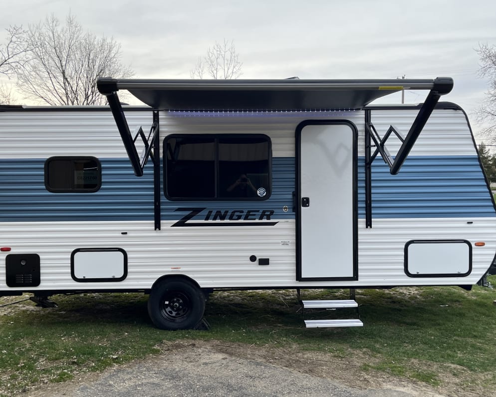 2024 Crossroads RV Zinger Lite