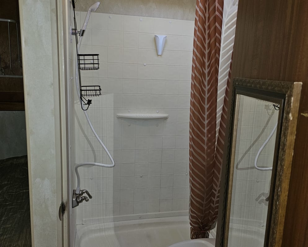 2013 Nash Trailer  by Nash for rent in 98387