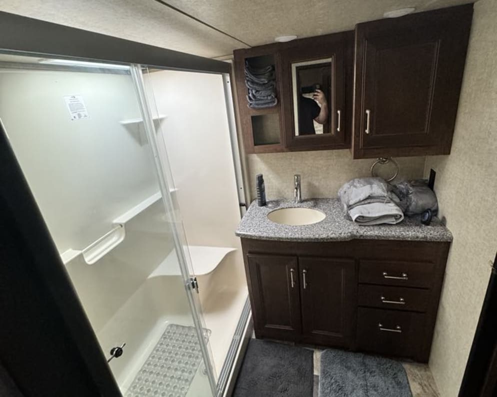 2016 Fifth Wheel RV for Rent in Myrtle Beach, South Carolina