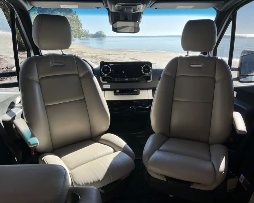 2022 Class C RV for Rent in Piedmont, Missouri