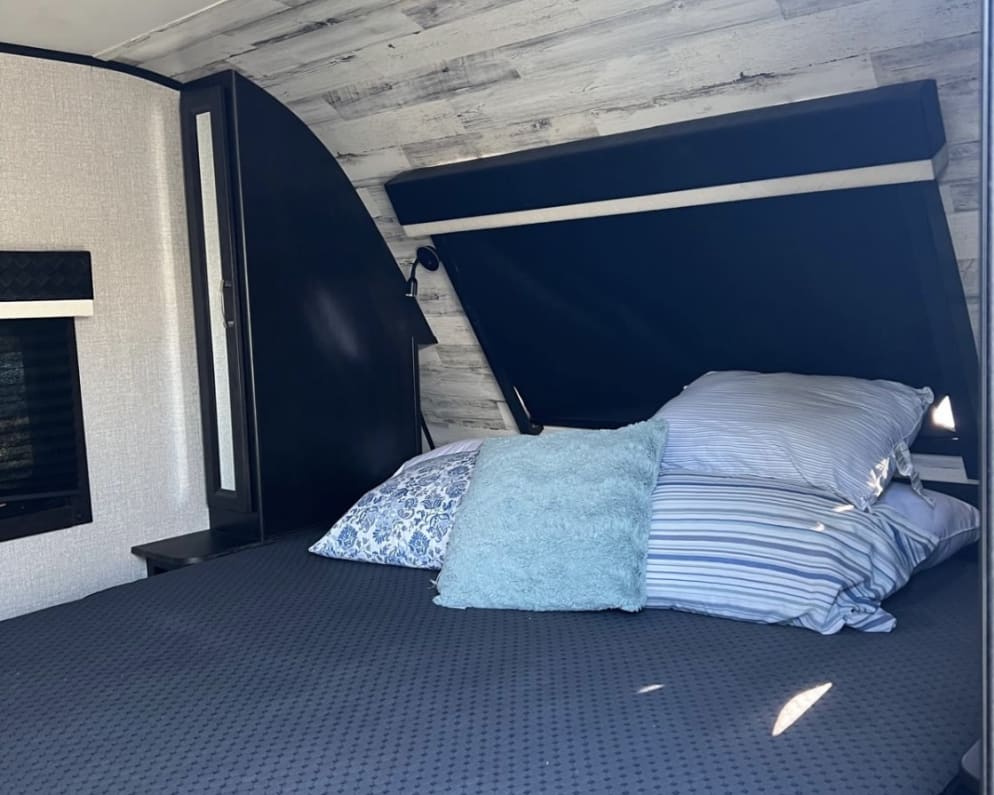 2021 Jayco White Hawk available for rent in Calgary Alberta