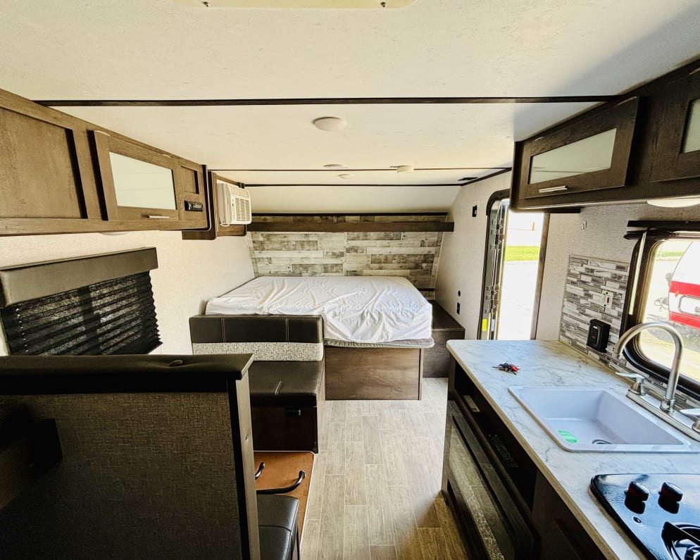 2021 Travel Trailer RV for Rent in Huntsville, Texas