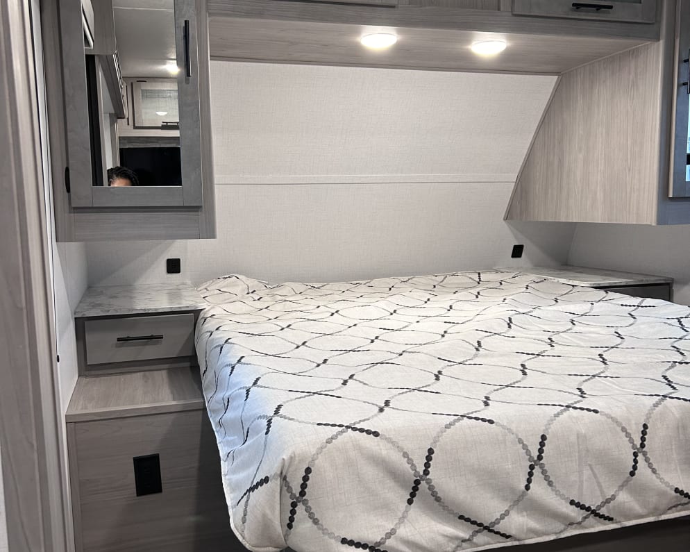 2024 4YDTCMH25RJ935536 1805RB Travel Trailer for rent in Charlotte North Carolina