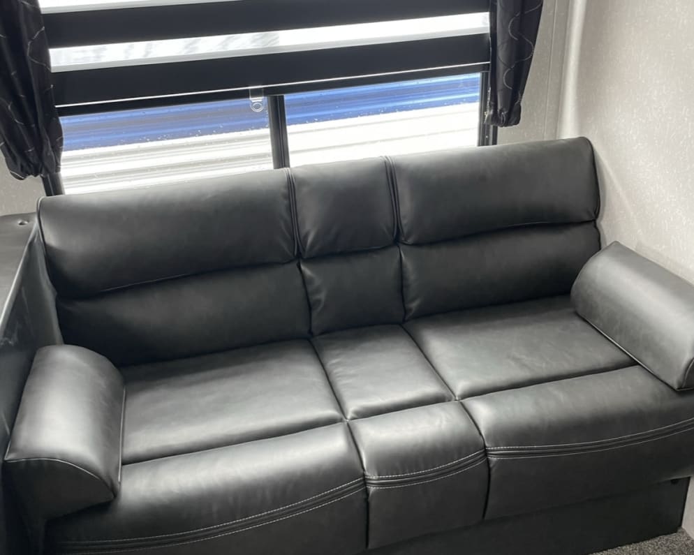 2022 Forest River Cherokee Travel Trailer for rent in Belleville Illinois