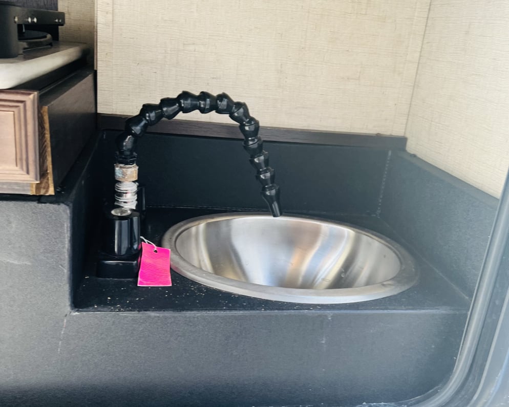 2019 Fifth Wheel RV for Rent in Ukiah, California