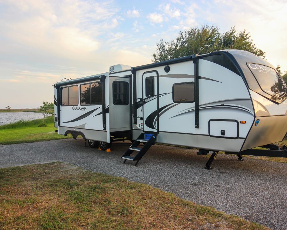 2021 Keystone RV Cougar available for rent in Gulf Shores Alabama