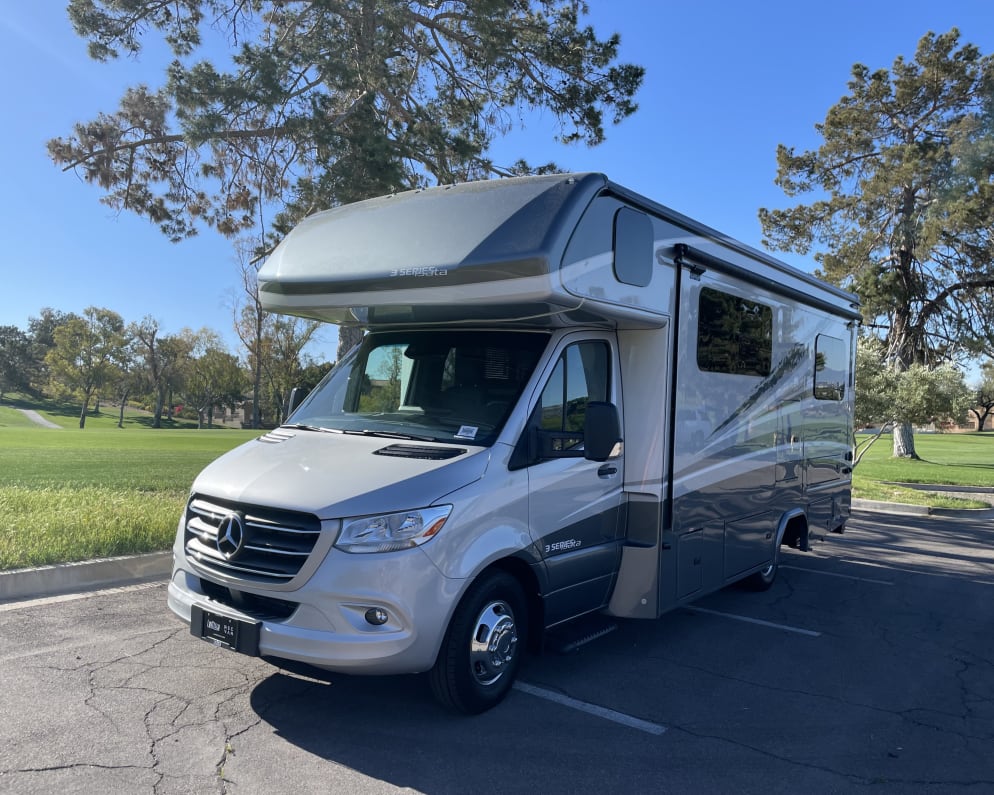 Class C RV for Rent in Phoenix, Arizona