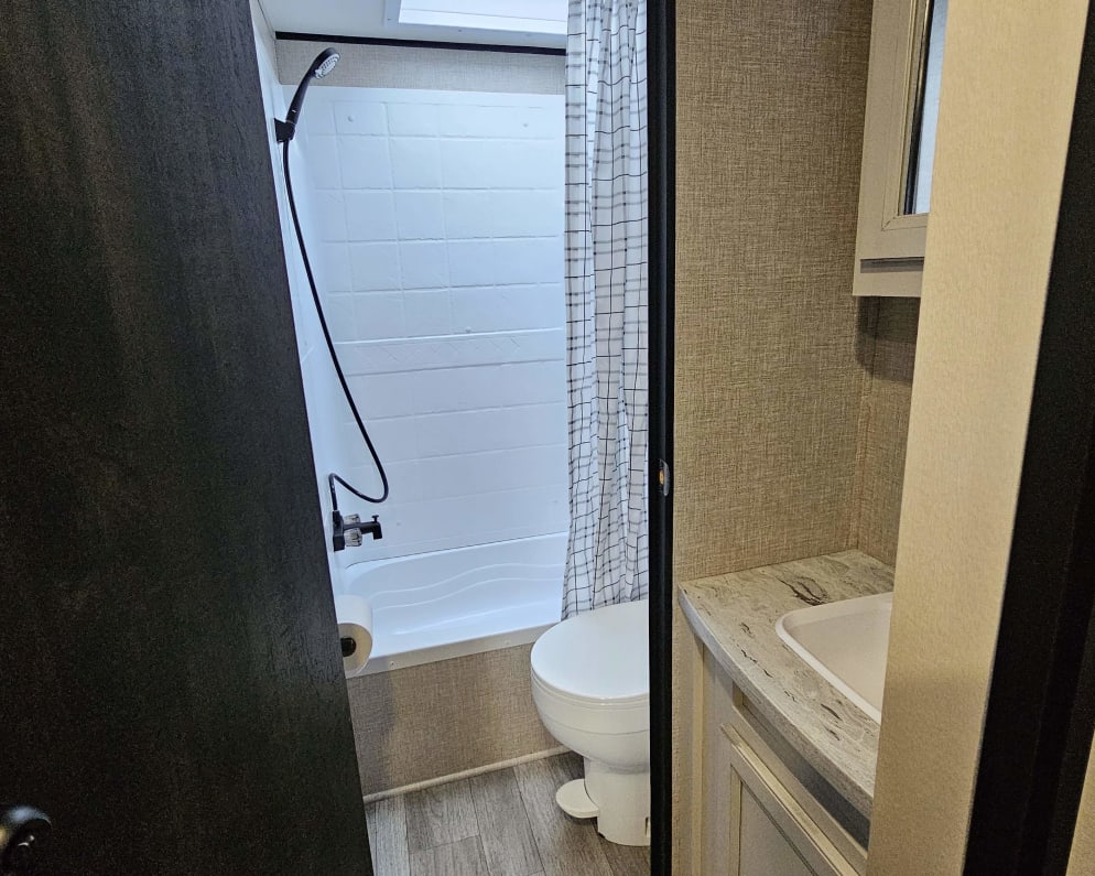 2023 Jayco Jay Flight Baja Edition Travel Trailer for rent in Idaho Falls Idaho